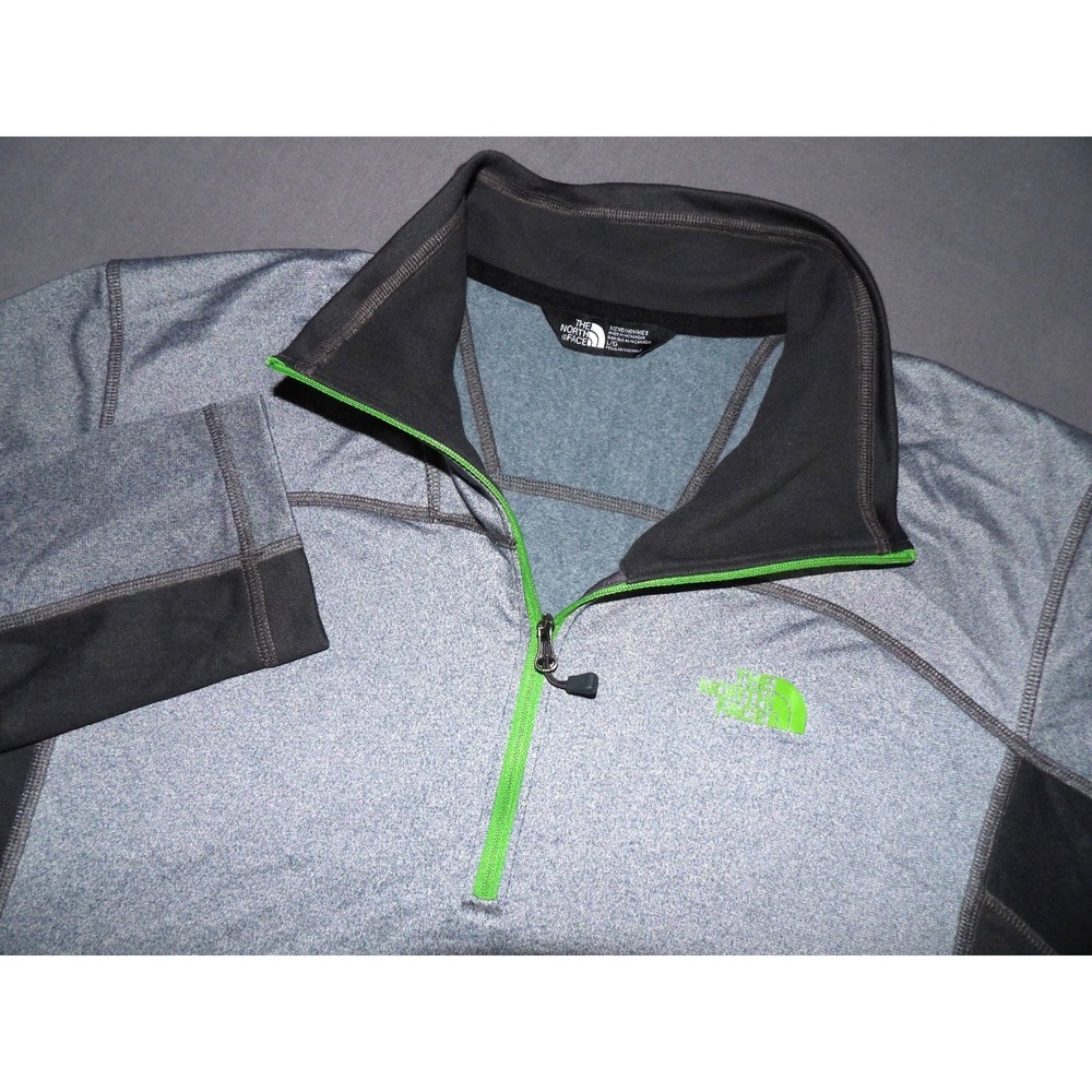 The North Face 100% Polyester Gray Pull Over 1/4 Zip Athletic Jacket Men's Large